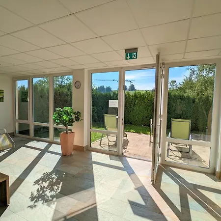 Bergwolke Mit Pool & Sauna Apartment Scheidegg