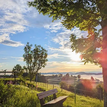 Appartement Bergwolke Mit Pool, Sauna & Bergblick